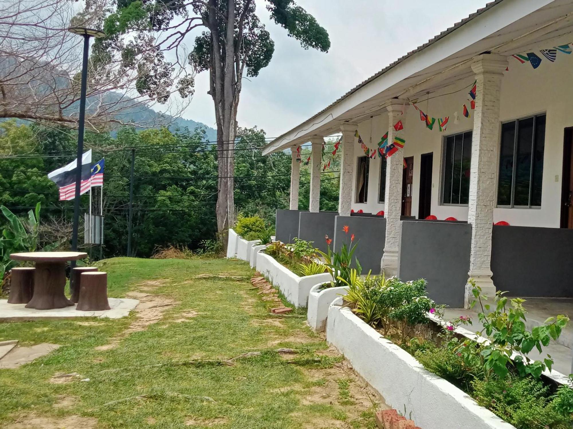 كُوالا تاهان Belebar Studio Room Taman Negara Pahang Malaysia المظهر الخارجي الصورة